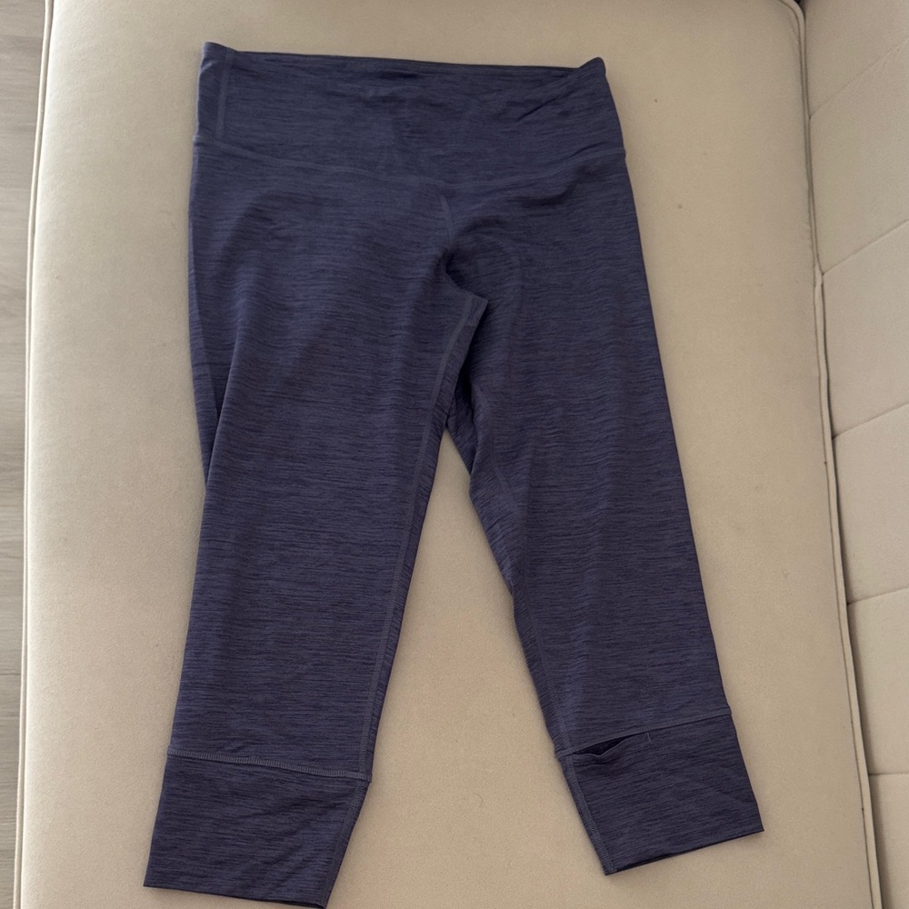Lululemon - Picture 3 of 4